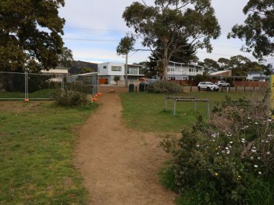 Bayview Park Path 